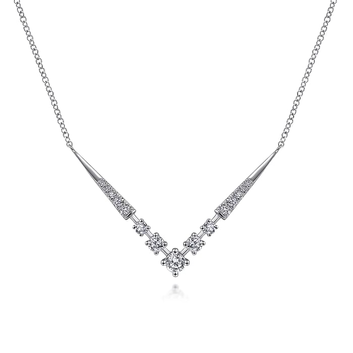 14K WHITE GOLD CHEVRON DIAMOND NECKLACE WITH 15=0.43TW ROUND H SI2 DIAMONDS 17.5