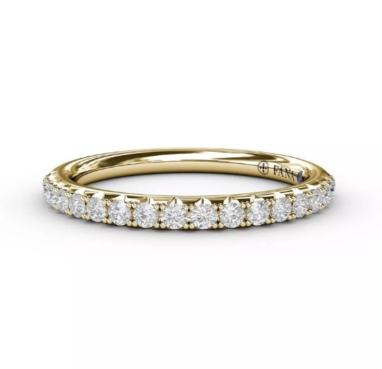 14K YELLOW GOLD PAVE  DIAMOND ANNIVERSARY RING SIZE 6.5 WITH 18=0.32TW ROUND G-H VS2-SI1 DIAMONDS AND ONE ROUND BLUE SAPPHIRE   (2.31 GRAMS)