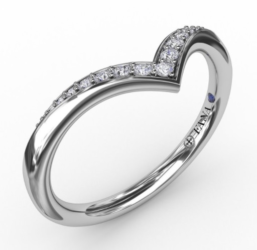 14K WHITE GOLD DIAMOND ANNIVERSARY RING SIZE 6.5 WITH 15=0.09TW ROUND G-H VS2-SI1 DIAMONDS AND ONE ROUND BLUE SAPPHIRE   (2.48 GRAMS)