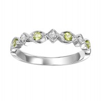 10K WHITE GOLD STACKABLE RING SIZE 7 WITH 4=0.17TW ROUND PERIDOTS AND 3=0.05TW ROUND I I1 DIAMONDS   (1.44 GRAMS)