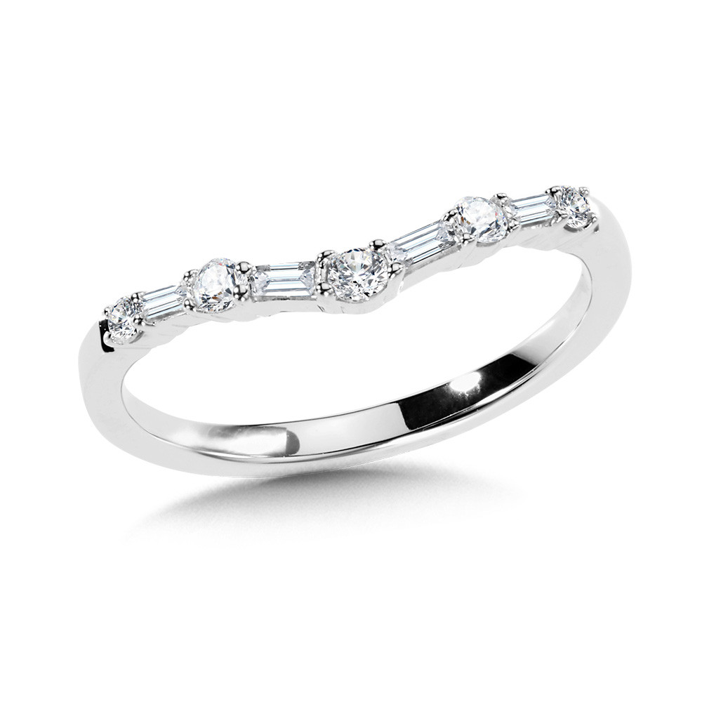 14K WHITE GOLD DIAMOND ANNIVERSARY RING SIZE 7 WITH 9=0.25TW VARIOUS SHAPES (5 ROUNDS & 4 BAGUETTES) H-I I1 DIAMONDS   (2.23 GRAMS)