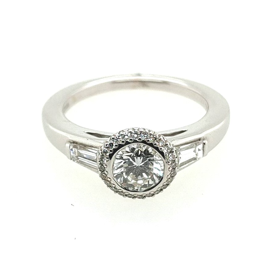 Korman Signature 18k White Gold 3 Stone Ring