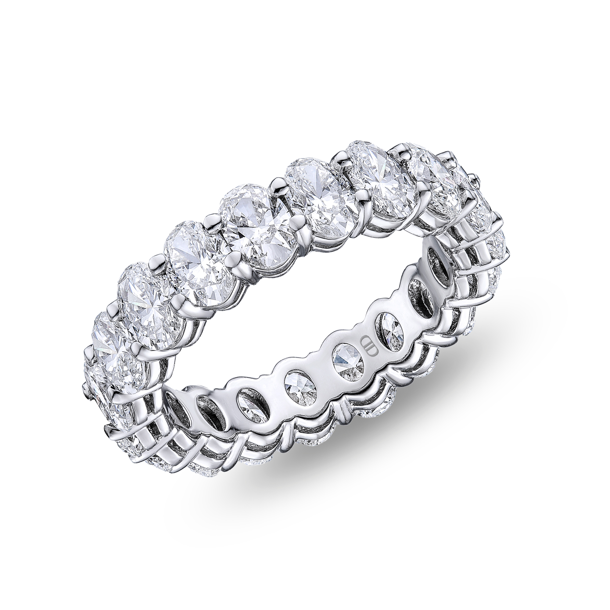 18kt 4.60ct Oval Shaped Diamond Eternity Band