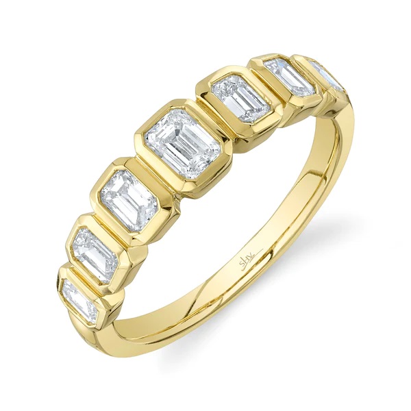 14kt Bezel Set Emerald Cut Graduated Band