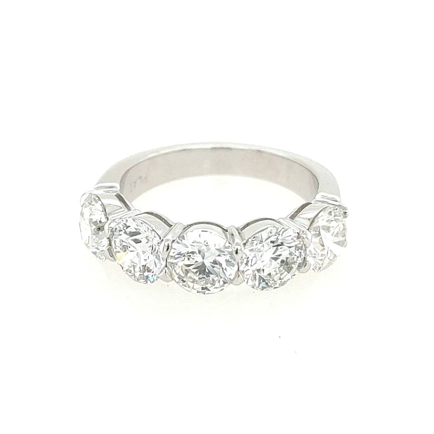 Platinum 3.52ctw 5 E-f Si1 Round Diamond Gia Shared Prong Band 1/2way Band Size 6.5