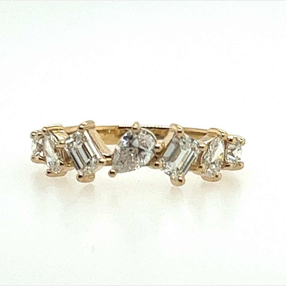 18k Yellow Gold Band 1.28ctw 7 Gh Si2 Alternating Rounds, Pear Shapes And Emerald Cut Diamonds 1/2way Band Size 6.75
