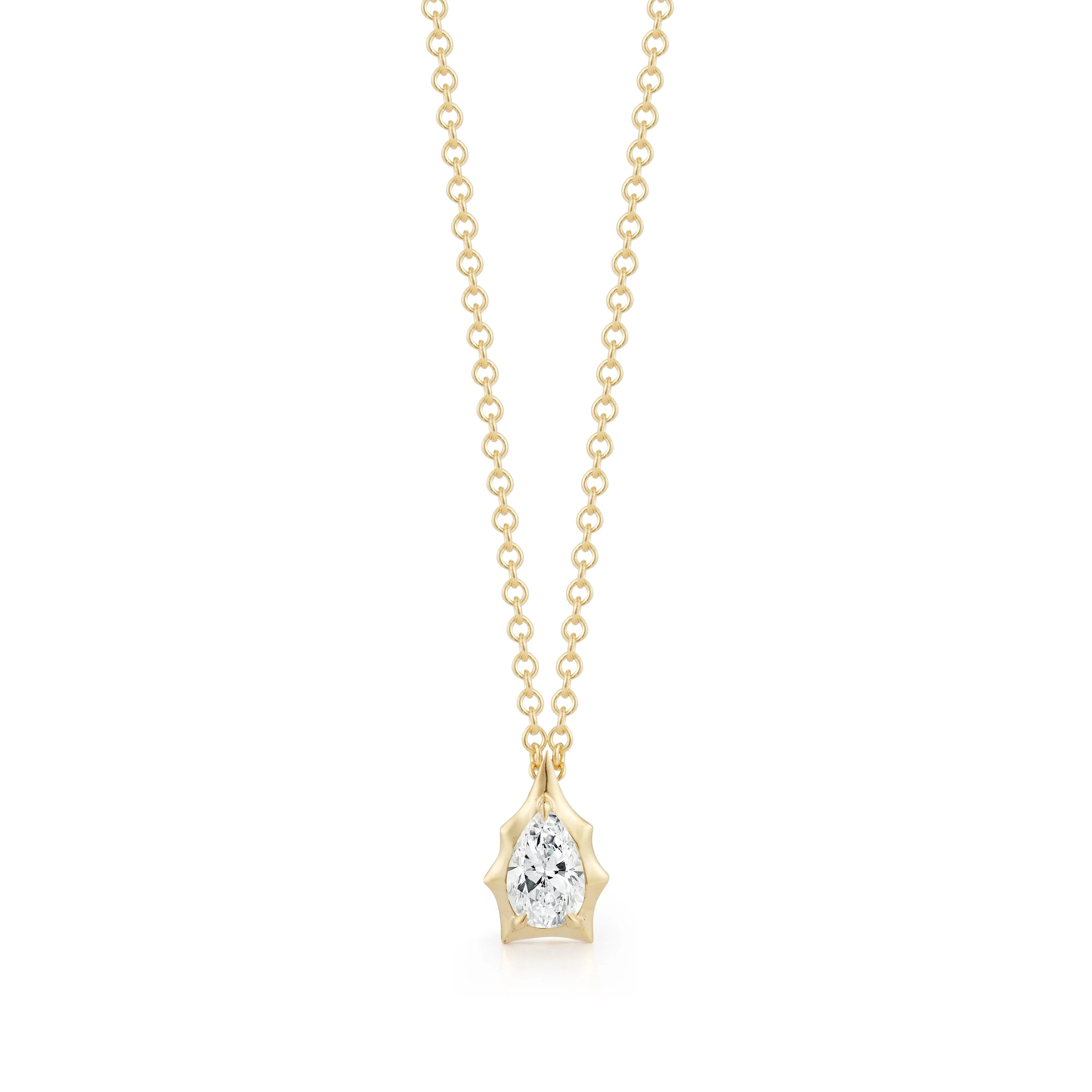 Jade Trau 18kt Yellow Gold Envoy Diamond Solitaire Pendant Necklace