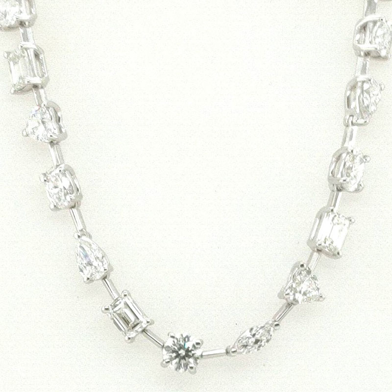 18k White Gold 15.94ctw 38 F Vs Fancy Shaped Diamond Mix Necklace 15.5