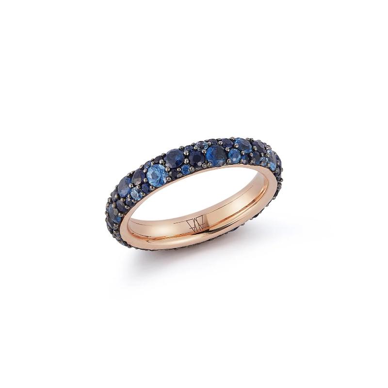 18kt Blue Sapphire Band