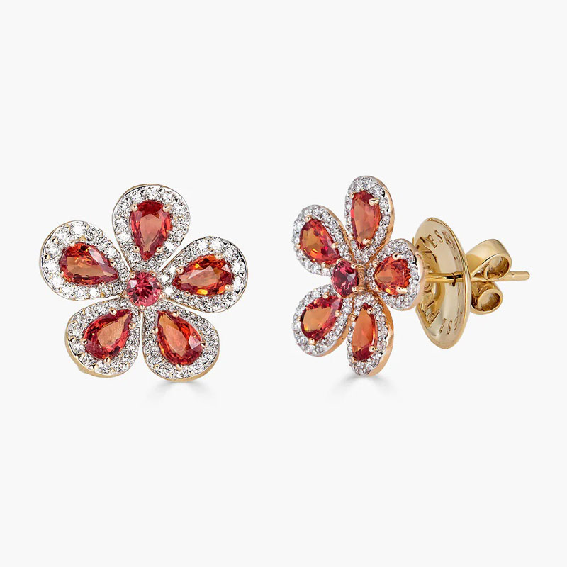 18kt Pear Shape Flower Earrings