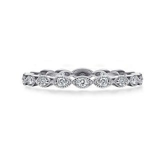 G&c .24cttw 14kt Wg Mq-shaped Station Rd-dia Stackable Ring F-h Vs1-si1 Serial #s2091700