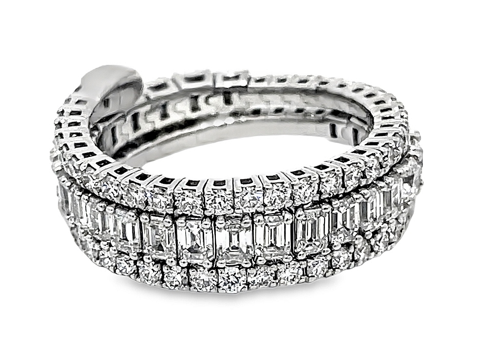 2.84ctw 18k Emerald-cut & Rnd Dia Flexible Band Style Ring F-h Vs1-si2 itemprop=