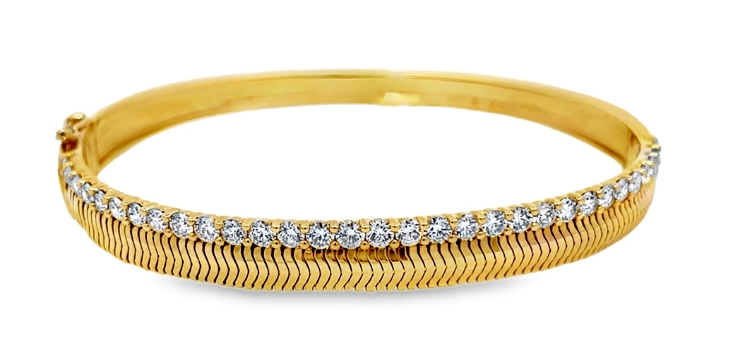 1.50cttw 14kt Yg Two Row Diamond And Herringbone Bangle Bracelet G-i Si1-i1 itemprop=
