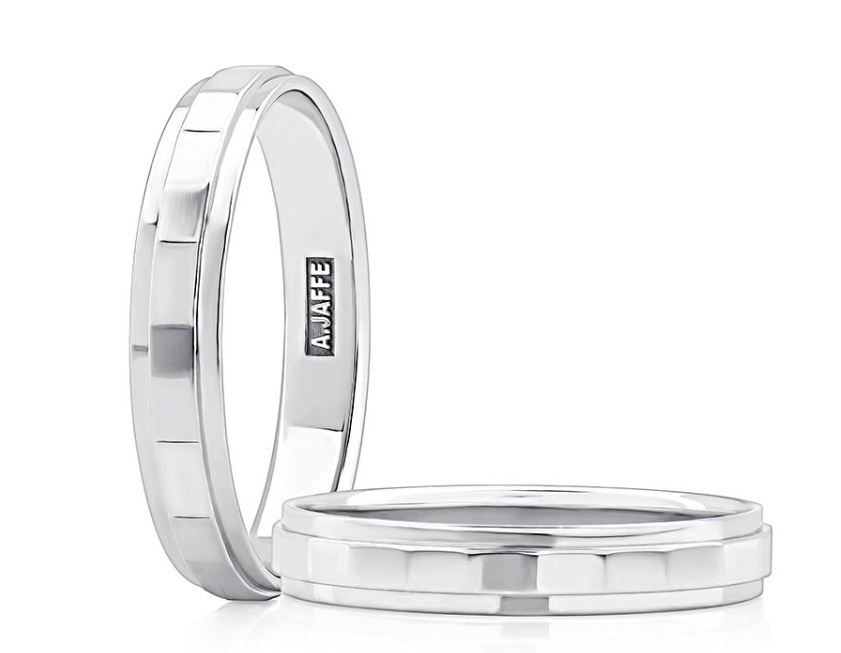 Hammered Platinum Men's Wedding Band 4mm
