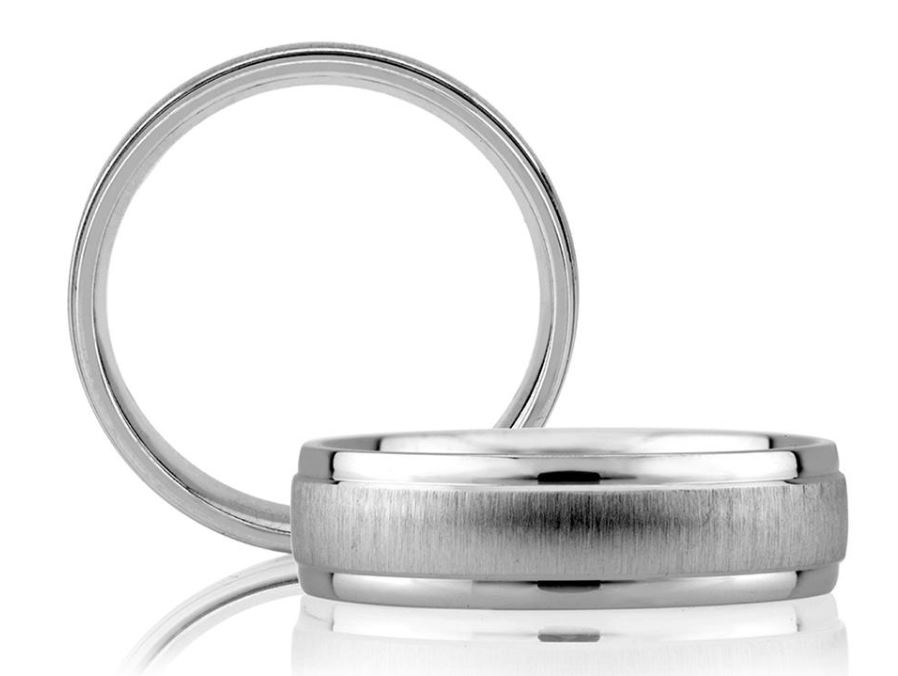 Scratch Finish Modern Men