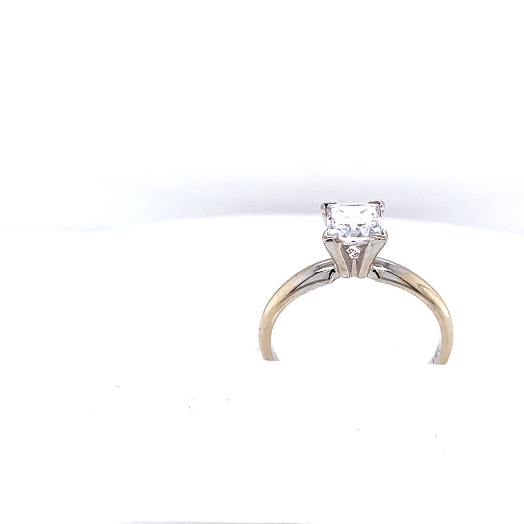 Cz Center 14kt 4-prong Solitaire Mounting For 3/4ct Princess