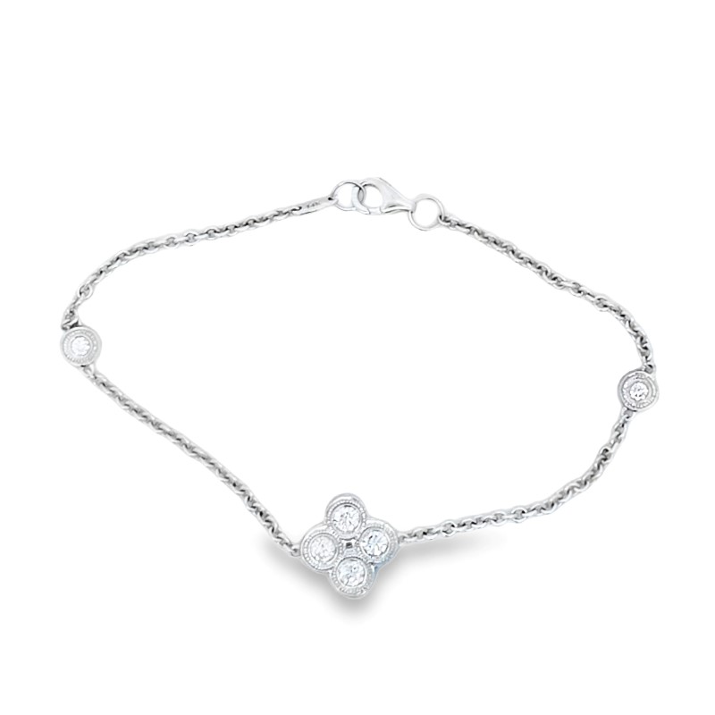 Single Clover Bracelet With 2 Bezels Single Clover Bracelet With 2 Bezels