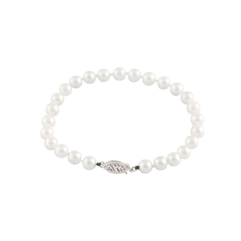 White Freshwater Cultured Pearl Bracelet Measuring 7.5