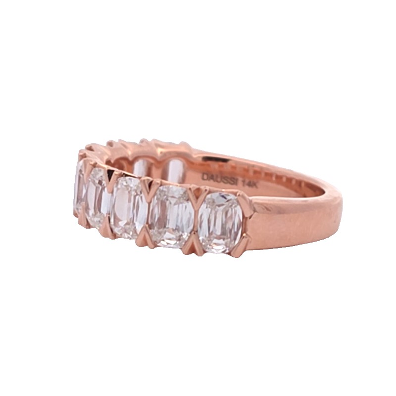 Henri Daussi Cushion Cut Diamond Band