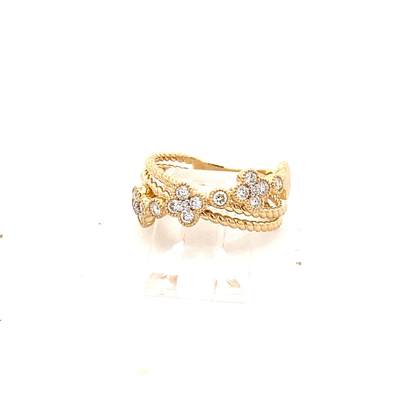 14 Karat Yellow Gold Diamond Fashion Ring