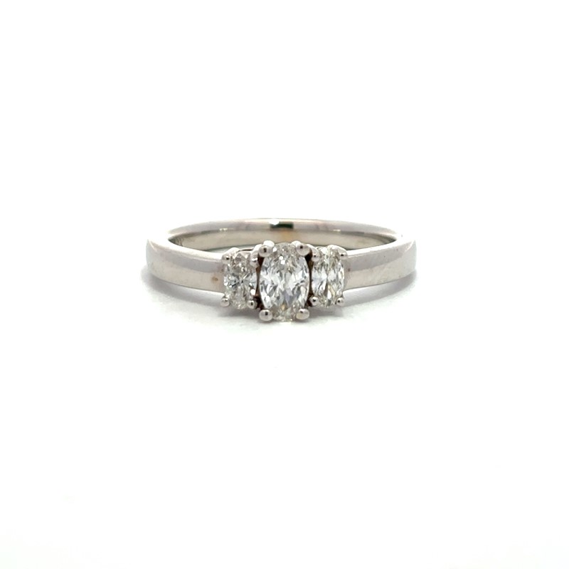 3 Oval Diamond Ring