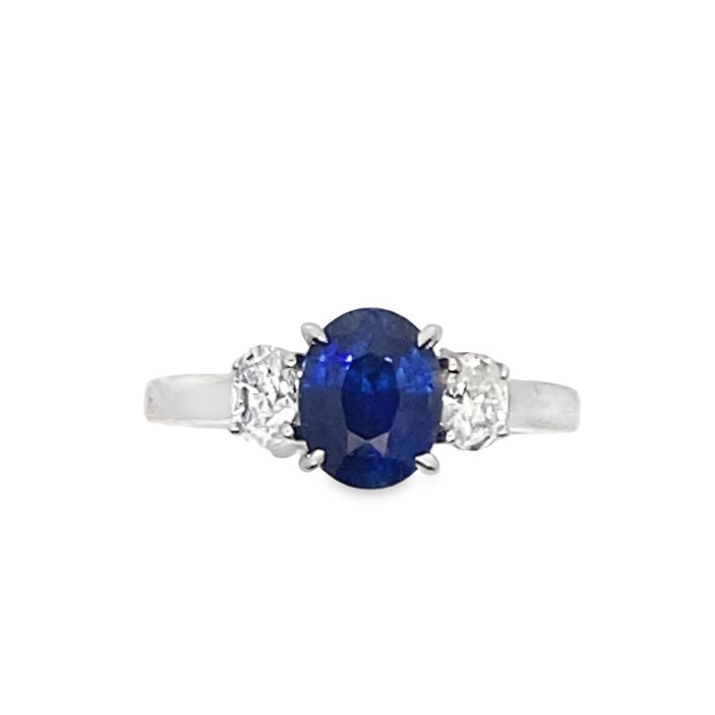 18 Karat White Gold Blue Sapphire And Diamond 3 Stone Ring