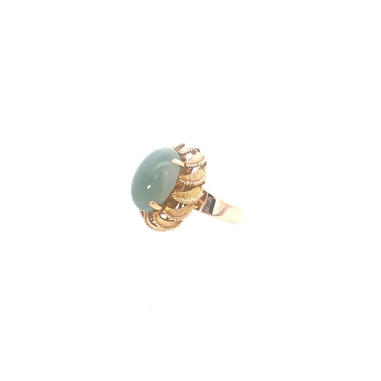 Estate 14 Karat Yellow Gold Jade Ring
