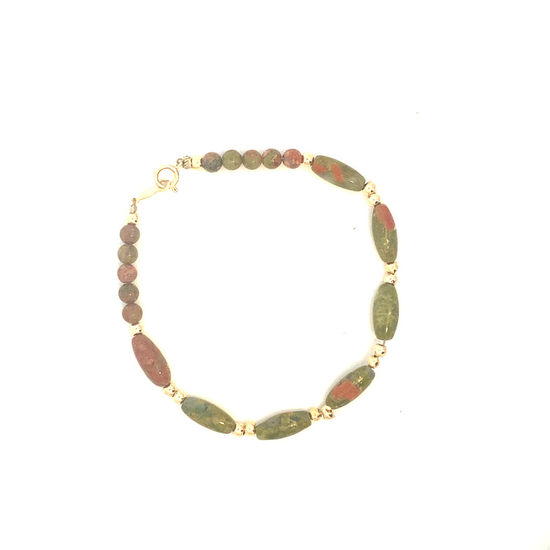 Estate 14 Karat Yellow Gold Jade Bracelet