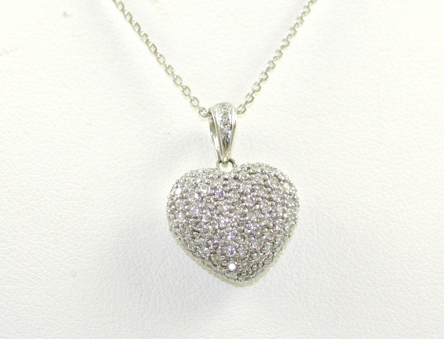 18 Karat White Gold Diamond Puffed Heart Pendant With A Cutout Back