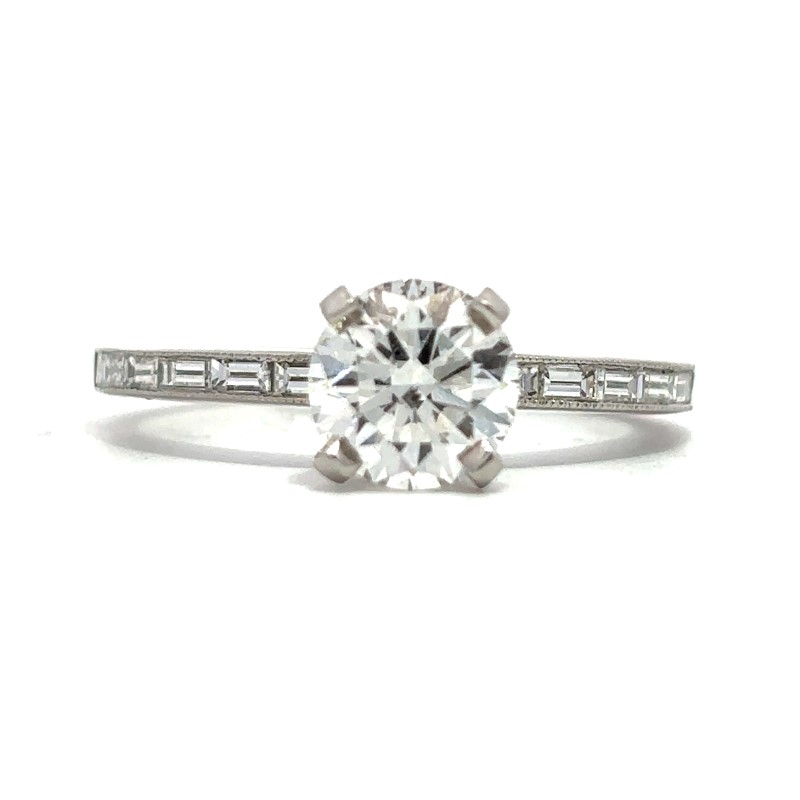 https://www.bsa-images.com/levyjewelers_2018/images/0DBSR04186.JPG