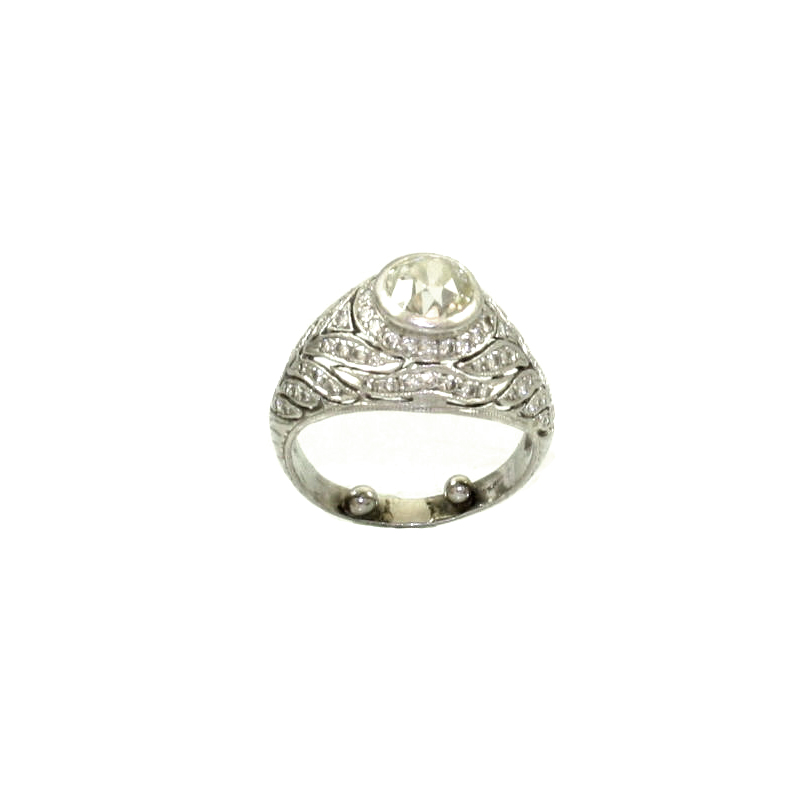 Estate Platinum Antique Reproduction Ring With Leaf Designs On Shank Having 82 Single Cut Diamonds Prong Set With A Total Weight Of .45 Carat And Graded VS2 For Clarity And G For Color
