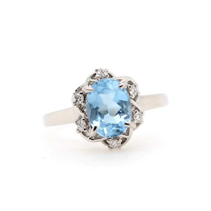 Estate Platinum Aquamarine And Diamond Ring