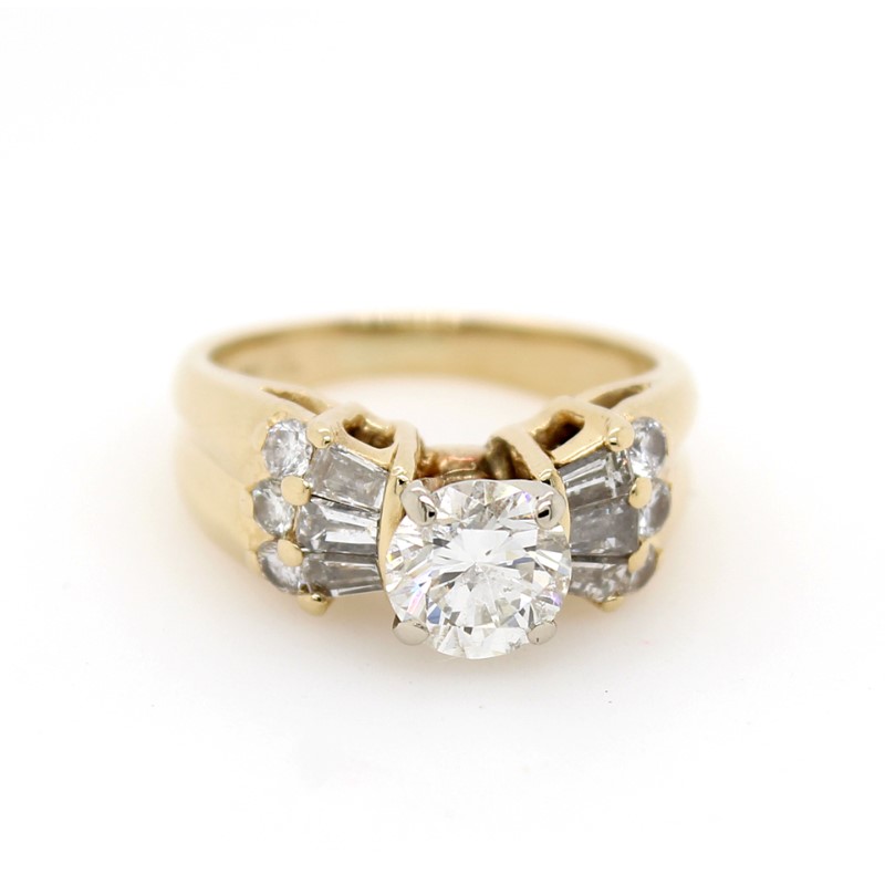 Estate 14 Karat Yellow Gold Diamond Ring