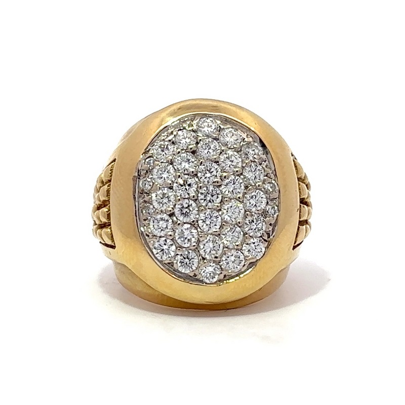 Estate 18 Karat yellow gold Diamond Ring