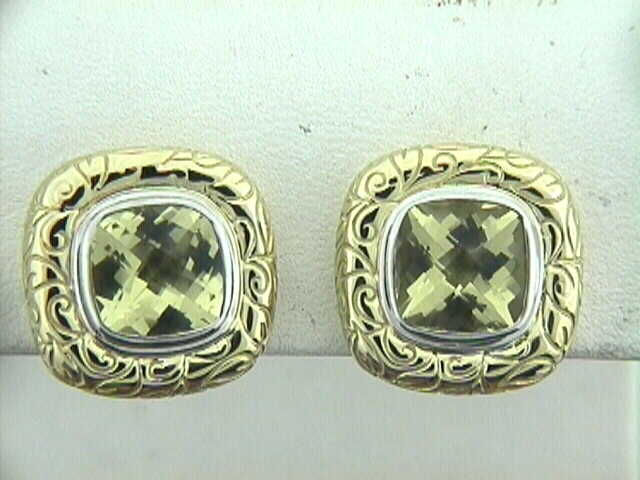 Estate Seiden Gang Ladies 18 Karat Yellow Gold Square Laurel Engraved Earring