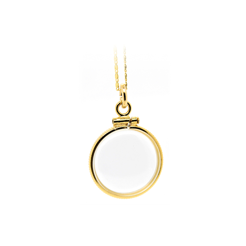 Estate 14K Yellow Gold Acrylic Pendant With Chain