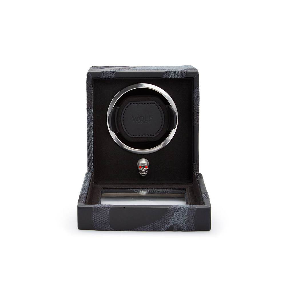 Wolf Memento Mori cub watch winder with skull black