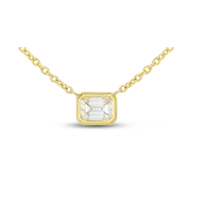 Roberto Coin 18k  yellow gold diamond station necklace having an oval link chain measuring 18 inches long adjustable to 16 inches