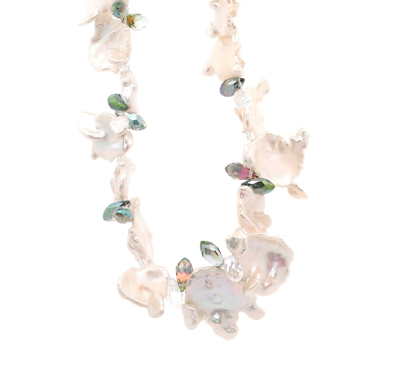 Lisa Zipperer Large Keshi Pearls With Crystals And Extender