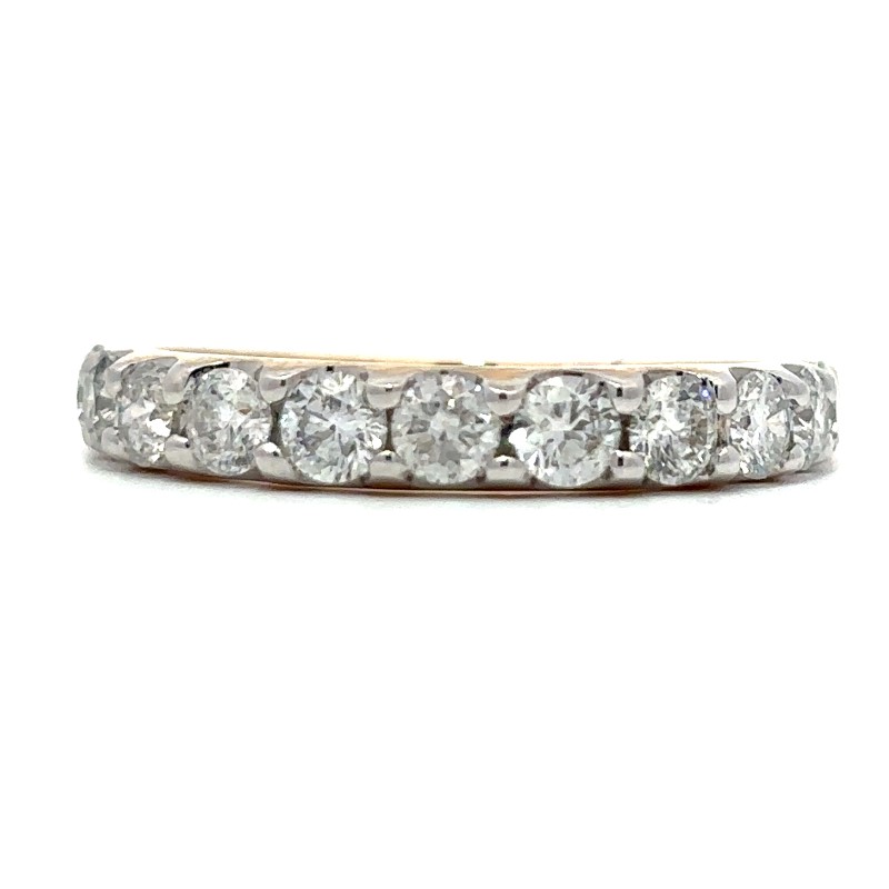 https://www.bsa-images.com/levyjewelers_2018/images/20241213103955900_a236515a.jpg