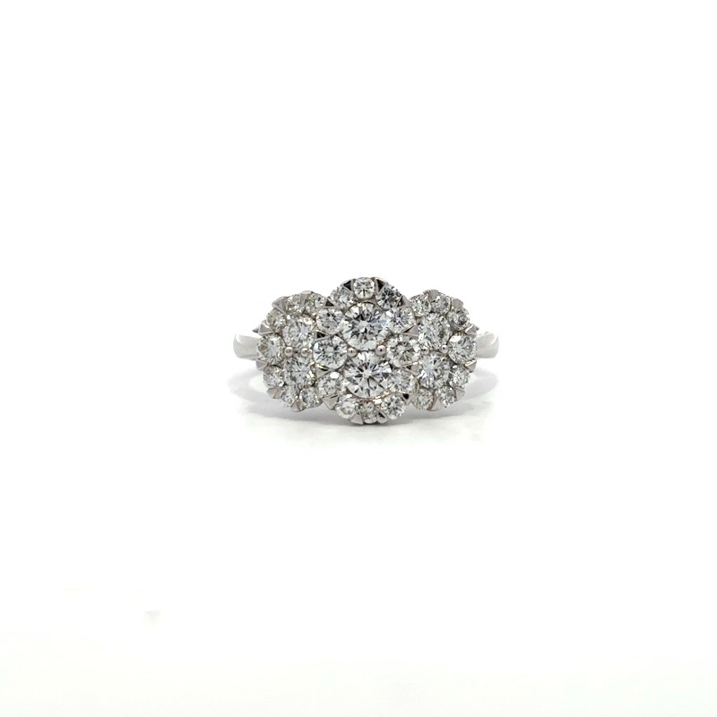 Oval Diamond Cluster Ring