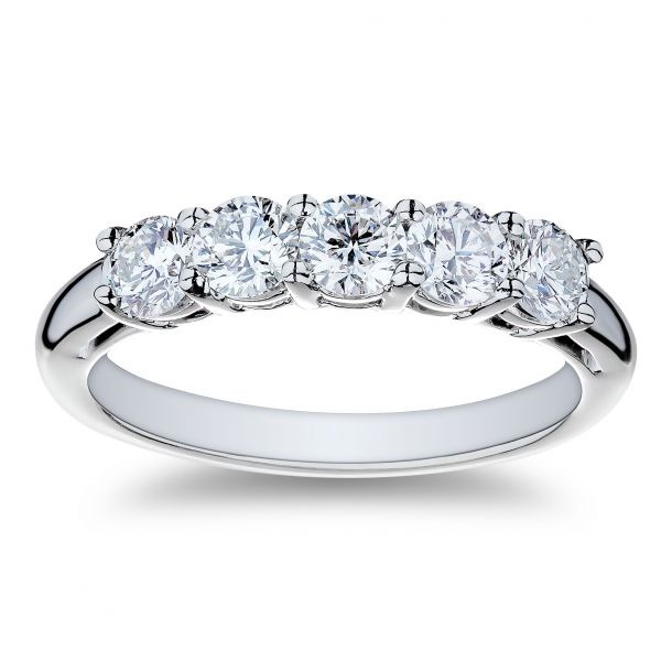 Platinum Diamond Wedding band