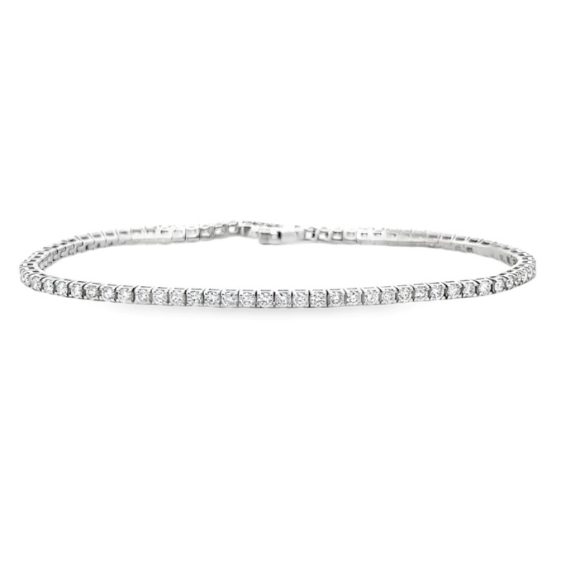 14 Karat White Gold Diamond Tennis Bracelet Measuring 7 Inches Long