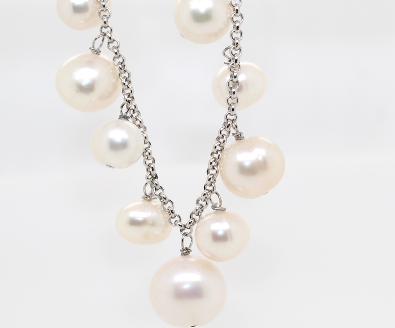 Pearl necklace with a sterling silver clasp