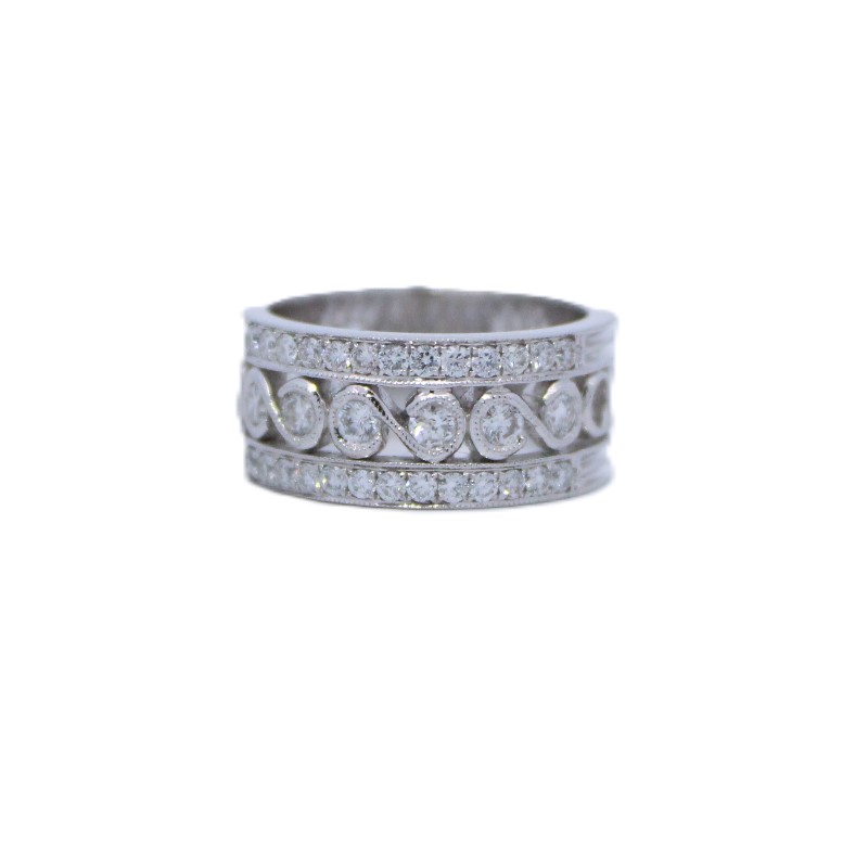 9mm Wide Diamond Cutout Band