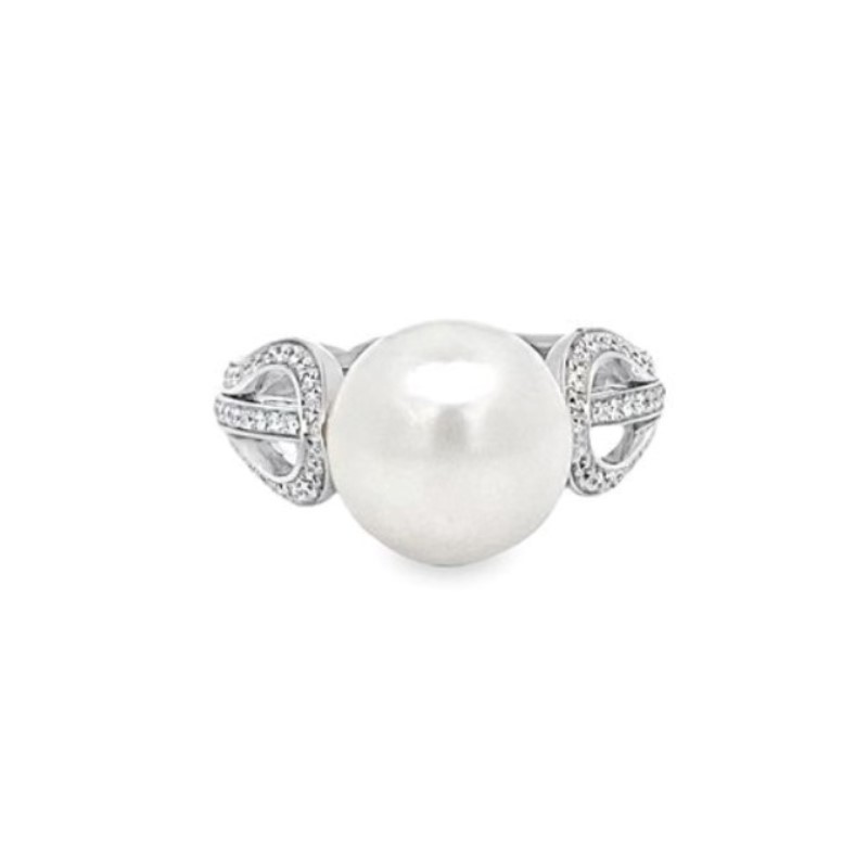 Estate 18 Karat White Gold Mikimoto Pearl & Diamond Ring
