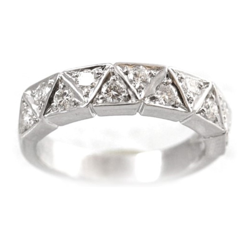 18 Karat White Gold Diamond Wedding Band