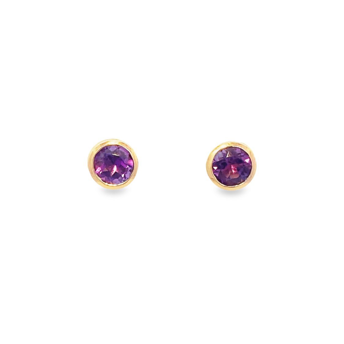 14 Karat Yellow Gold Amethyst Stud Earrings