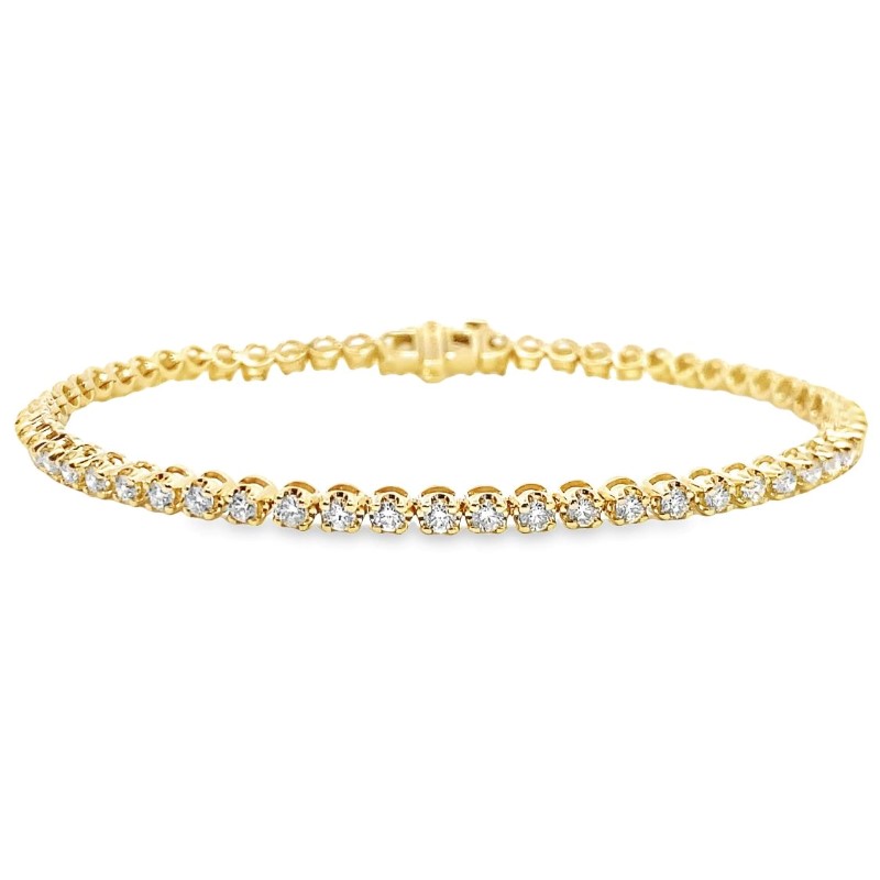 14 karat yellow gold 2.0 carat diamond tennis bracelet