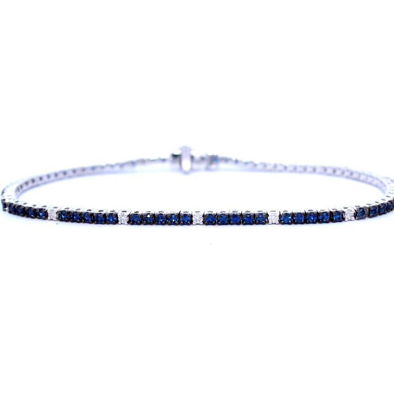 https://www.bsa-images.com/levyjewelers_2018/images/BR701S5.JPG